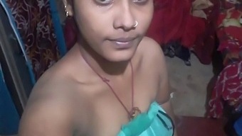 Desi Village Girl'S Big Tits And Nipples Exposed In Selfie