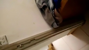 Old Chinese Granny Enjoys Creampie