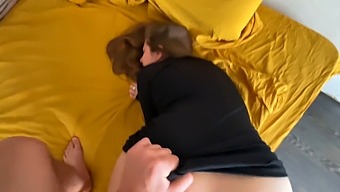 Amateur Girl Gets Her Ass Licked And Fucked Hard In Hd