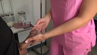 Amateur Nurse Gives A Handjob To Her Patient